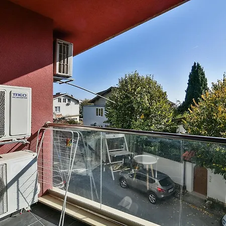 Varna Deluxe Suites Apartment
