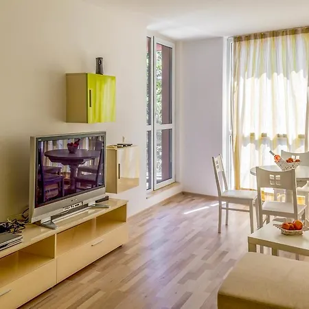 Varna Deluxe Suites *