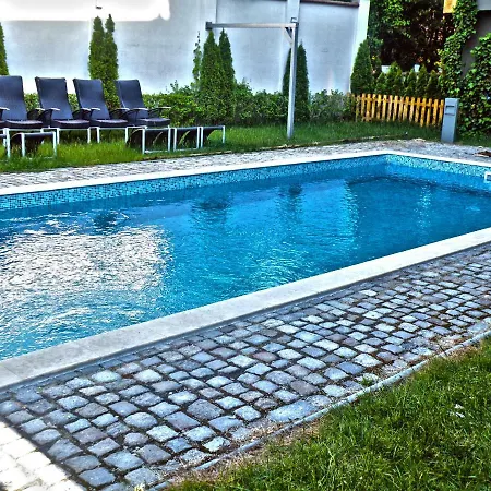 Varna Deluxe Suites Apartment